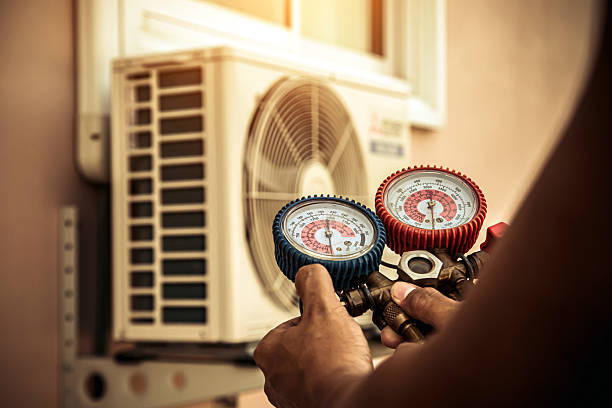 Professional Ac Installation technician working in Godwin, NC